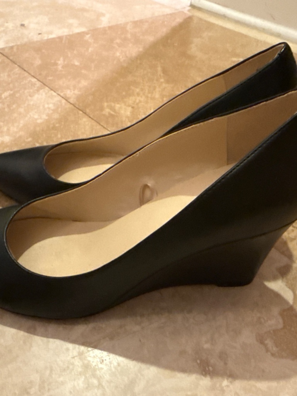 Heels - Picture 2 of 3